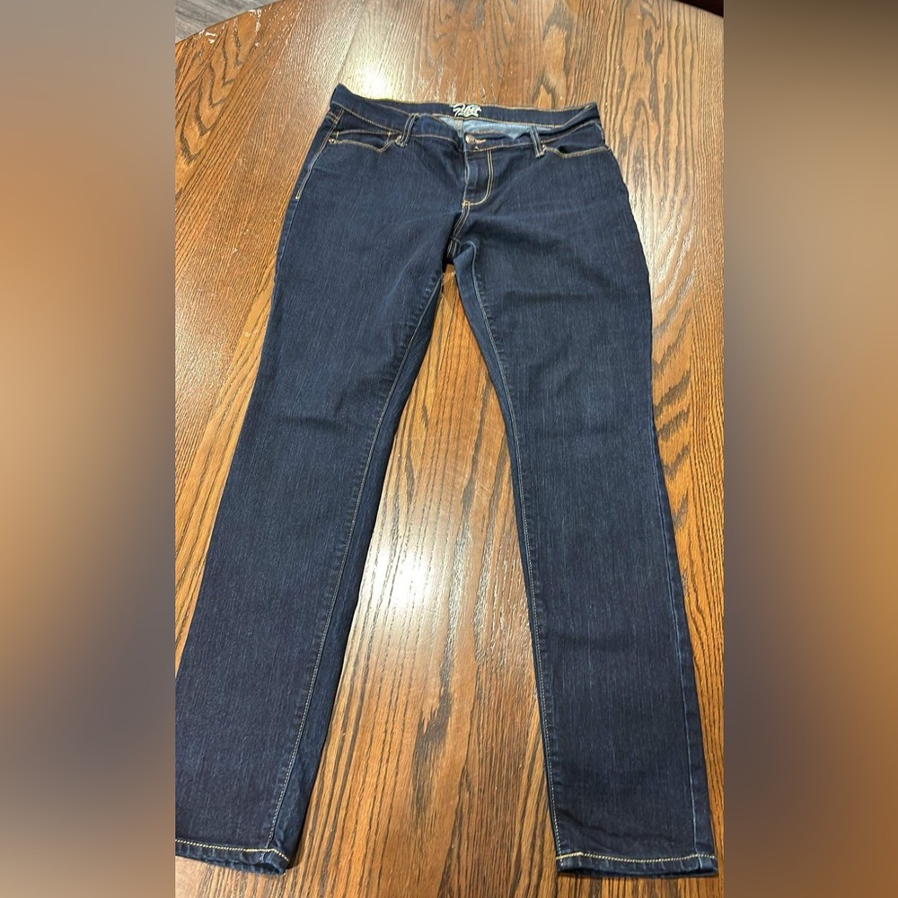 Old Navy Flirt jeans